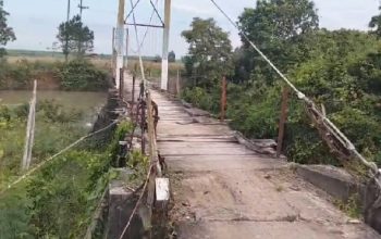 Jembatan Gantung Rapuh di Perbatasan Lampung Tengah–Tubaba, Warga Pertaruhkan Nyawa Demi Sekolah dan Nafkah
